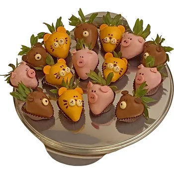 Dárkový potravinový koš Jahody v čokoládě ZOO Velikost produktu: Malá 0,40 kg