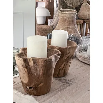 Svícen Svícen z taekového dřeva