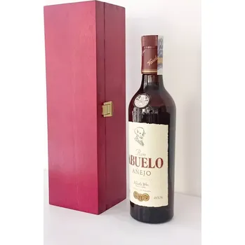 Rum Abuelo Anejo 40% 0,7 dřevěná kazeta