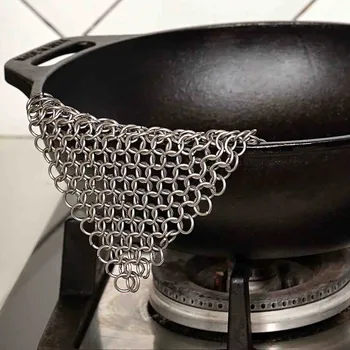 Replika zbraně Mythrojan Kroužková drátěnka na litinové nádobí | Nerezová ocel, 8 mm nenýtované kroužky