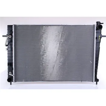 Motor automobilu Chladič, chlazení motoru NISSENS 675034