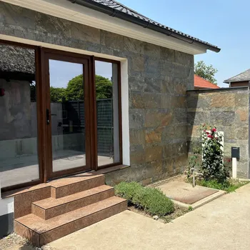 Obklad Fleta Rust – přírodní břidlicový obklad 60×30 cm, šedý s rezavými odlesky