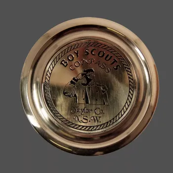 Mosazný retro kompas Boy Scouts, Sittar