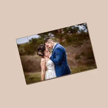 Puzzle Dřevěné puzzle s vlastní svatební fotografií Varianta: Střední dílky