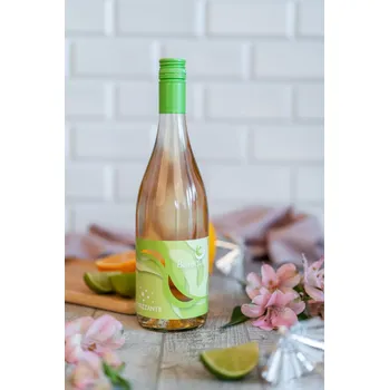 Víno frizzante blanc, moravské zemské víno - perlivé, Vinařství Baraque, polosladké