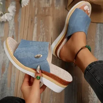 Dámské pantofle Letní pantofle na klínku s přezkou, protiskluzová podrážka Barva: Modrá, Velikost: 36