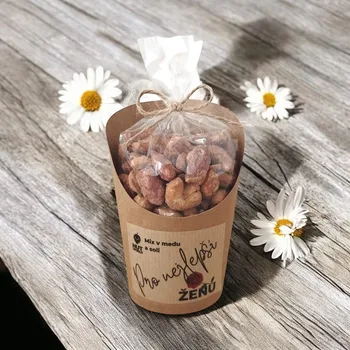 Sušená potravina Nutworld.cz Mix ořechů v medu a soli v celofánku a kelímku 180g - PRO NEJLEPŠÍ ŽENU