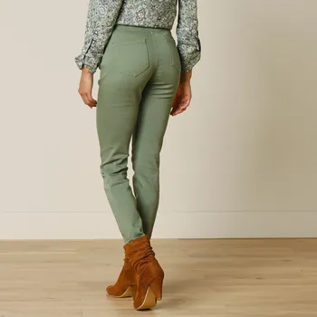 Dámská móda Pohodlné džegíny s pružným pasem, pro vyšší postavu lipová 48