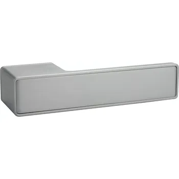 Dveřní kování ERKADO Klika GRAND - Chrom broušený, WC klička, klika / klika