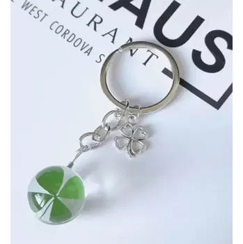 Přívěsek na klíče Dva čtyřlístky