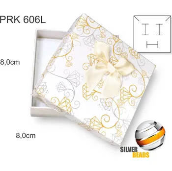 Dárková krabička Krabička na šperky. Materiál papír+mašle . Ozn. PRK 606L. Velikost 8x8cm. Barva Bílá s ornamenty