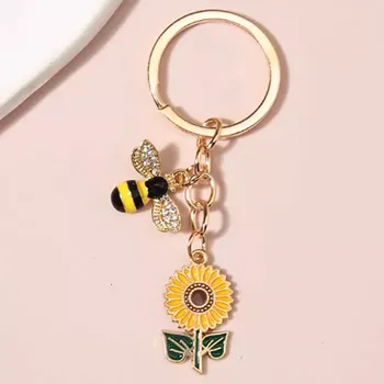 Fashion Jewelry Klíčenka Včelka a květina