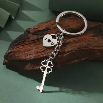 FashionJe Ocelový přívěsek na klíče I love you - Klíč ke štěstí