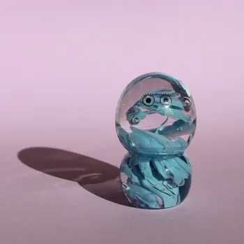 Studio Arhoj Skleněná figurka Crystal Blob Big Head Swirl