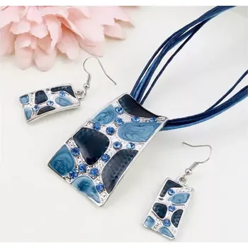 Souprava šperků Fashion Jewelry Souprava bižuterie modrá náhrdelník a náušnice