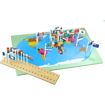 Dřevěná hračka Mapa Svět - mapa s vlajkami (na stojánku)