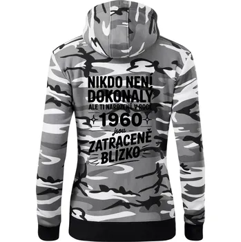 Dámská mikina Nikdo není dokonalý ale ti narození v roce 1960 jsou zatraceně blízko - Dámská mikina trendy zipper s kapucí - 2XL ( Šedý maskáč )