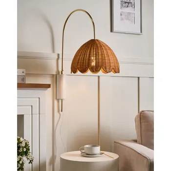Nástěnné svítidlo Nástěnná lampa z přírodního ratanu s vroubkovaným okrajem mušle nástěnná svítidla ve stylu vintage boho Beliani