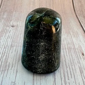 Labradorit freeform 1 cca 6,5 x 4,4 cm, 226 g