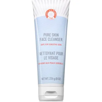 First Aid Beauty Pure Skin čisticí přípravek na obličej 226 g