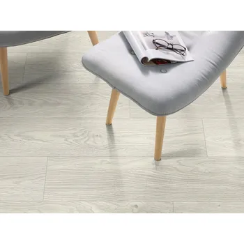 laminátová podlaha Laminátová podlaha Egger Classic 32 EPL143 Dub Cesena bílý V4 Aqua+