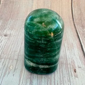 Avanturín zelený freeform 1 cca 7 x 4,2 cm, 251 g