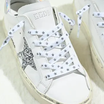 Tkaničky do bot Tkaničky s reflexními hvězdičkami - bílé