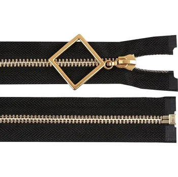 Zip Kovový zip No 5 délka 70 cm s ozdobným jezdcem - černá