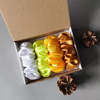 Dárková sada - 4 scrunchies L ve žluté