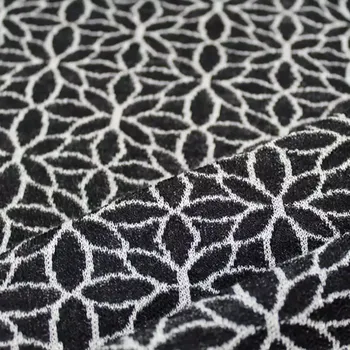 Merino Kvítečka černá (E) (Hebké merino oboulic )