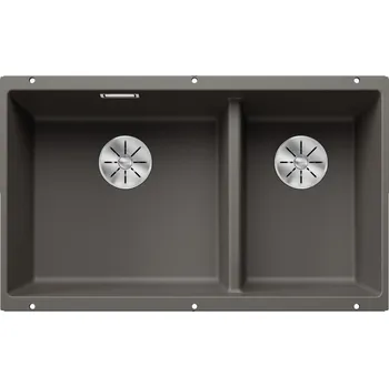 Odpadkový koš Tato podomítková mísa splňuje náročné designové standardy díky svému nadčasově elegantnímu, tvarovanému tvaru a jedinečnému systému 2 v 1 se dvěma velkými mísami, jedním výřezem a jediným postupem montáže. Obsahuje vysoce kvalitní prvky, jako je krytý C-v