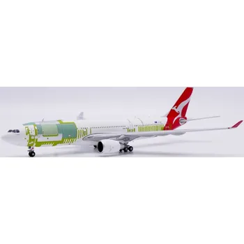 Plastikový model JC Wings - Airbus A330-202(P2F), Qantas Freight "Green, Hercules", Austrálie, 1/400