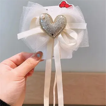 Ozdobná sponka do vlasů Heart Bílá