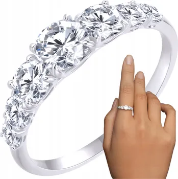 Prsten Stříbrný prstýnek s moissanity 1,12 ct kaskáda 7 kamenů moissanit vel. 19