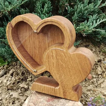 Pokladnička Pokladnička -dřevěná pokladnička ve tvaru srdce