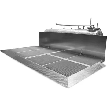 Palivová nádrž Prostor pro stáčení paliva s ochrannou stěnou, k umístění uvnitř budov