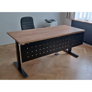 Dílenský stůl PRACUJ ZDRAVĚ Spodní krycí paravan – praktické a elegantní řešení pro každý stůl Barva: šedá, Délka paravanu: 1200 mm perforovaný plech