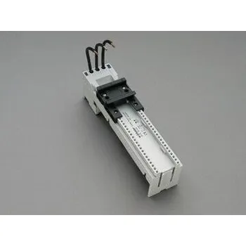 Adaptér EQUES 25A,45x200, 1DIN - Adaptér 60Classic