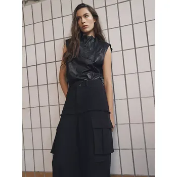 Top Nu Demark 8528-46 černý se zipy Velikost: 38