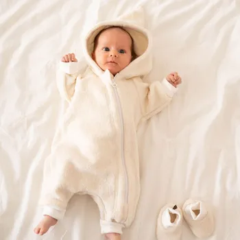 Kojenecký overall Emiimio Zimní overal na zip / bio bavlněný beránek krémový Velikost: 68