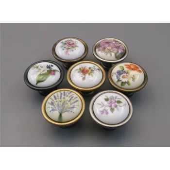 Nábytkové kování Knopka s porcelánem a dekorací 40mm 24916K04000 Povrchová úprava: 09