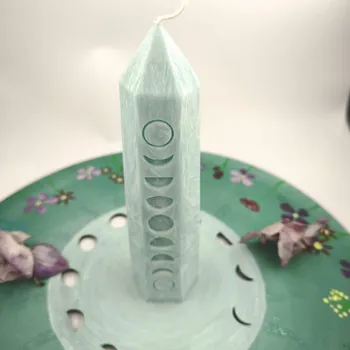 Svíčka Přírodní rituální svíce - zelená - pro léčení, růst, hojnost a harmonii