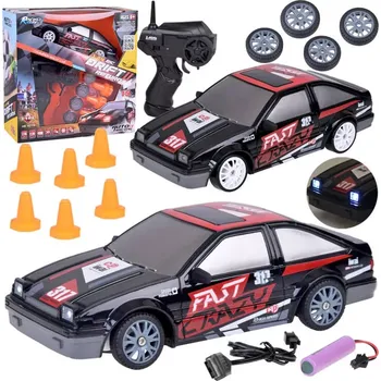 RC model auta Rc drift auto s kužely a náhradními koly 1:24