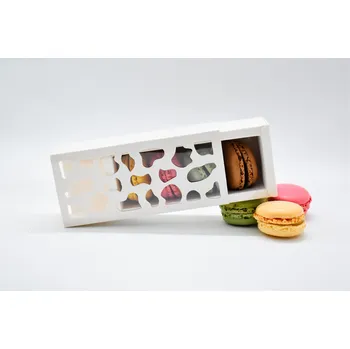 Krabička na výslužku Cake star Krabička na makronky bílá se vzorovým okénkem 13x6x4cm (na 4 kusy)