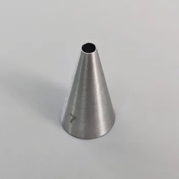 Vykrajovátko Cake star trezírovací špička č.7