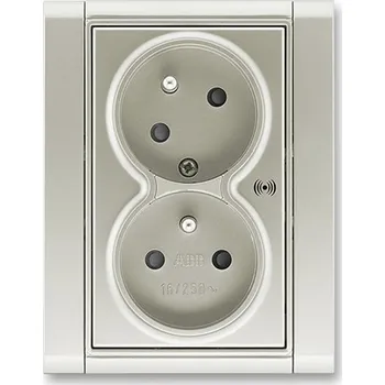 Elektrická zásuvka ABB TIME Zásuvka dvojnásobná s natočenou dutinou, s ochr. před přepětím, akust. signalizace, starostříbrná