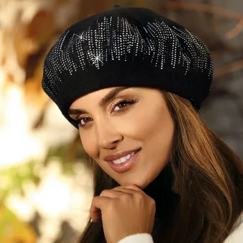 Čepice KRUMLOVANKA Dámský baret W-0347/018 černý