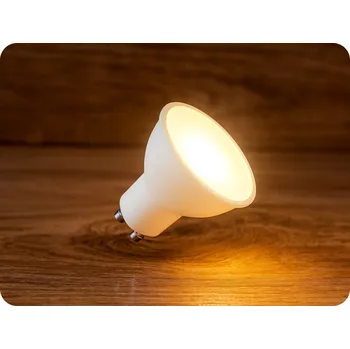 Žárovka LED žárovka GU10 10W, 1000lm, 100°, CREE CHIP Teplá bílá