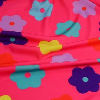 Šatovka N6854 růžová, velké barevné květy, š.145