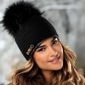 Čepice KRUMLOVANKA W-0596/018 Černá